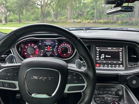 Used 2020 Dodge Challenger SRT Hellcat Redeye image 8