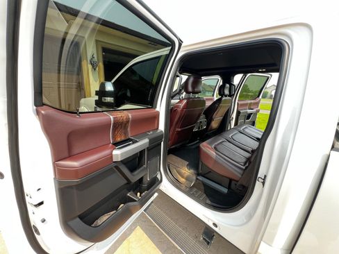 Used 2017 Ford F350 Platinum w/ Platinum Ultimate Package AWD/4WD image 14