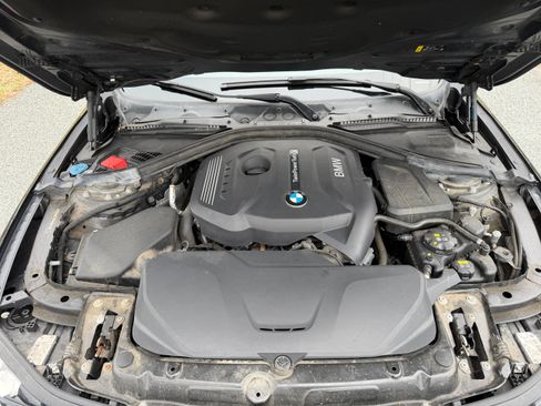 Used 2017 BMW 330i xDrive Sedan AWD/4WD image 16