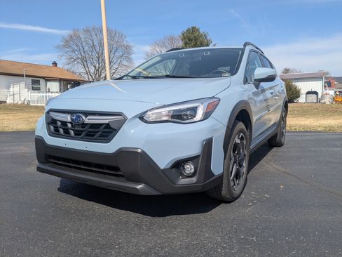 Used 2023 Subaru Crosstrek 2.5i Limited w/ Moonroof Package image 11