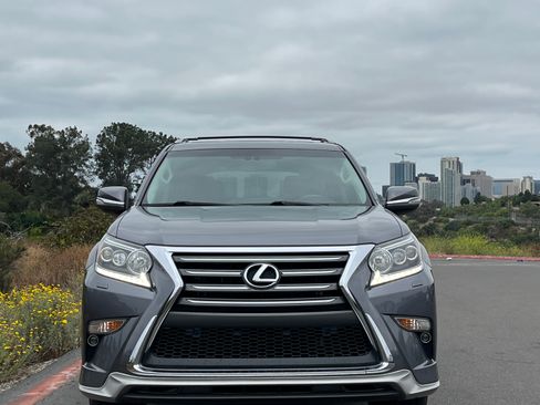 Used 2018 Lexus GX 460 Premium AWD/4WD image 4