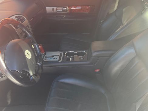 Used 2004 Lincoln LS image 10