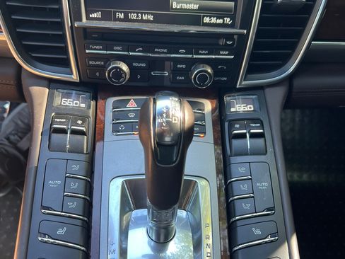 Used 2011 Porsche Panamera Turbo image 26