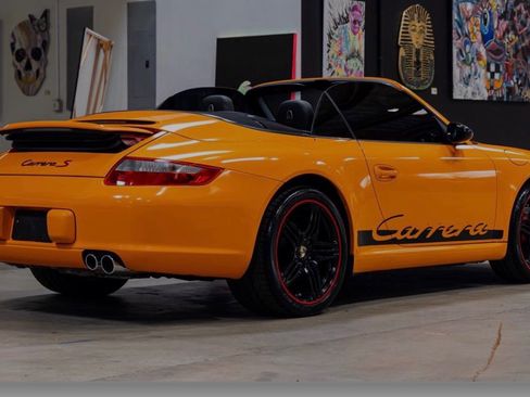 Used 2007 Porsche 911 Carrera RWD image 1