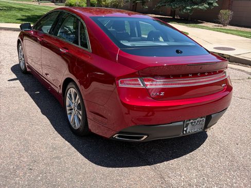 Used 2013 Lincoln MKZ AWD image 8