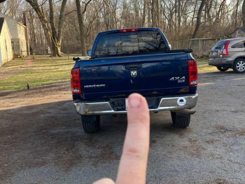 Used 2006 Dodge Ram 2500 Truck SLT image 9