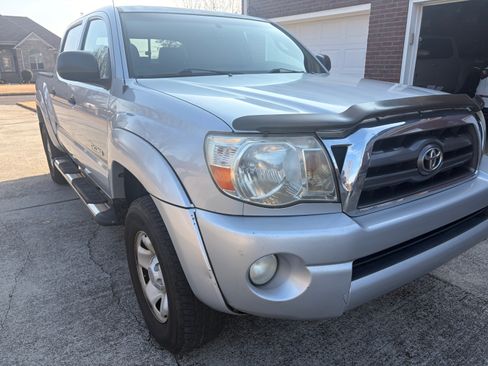Used 2009 Toyota Tacoma PreRunner image 8