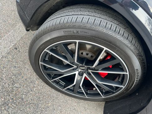 Used 2019 Audi Q8 Prestige image 15