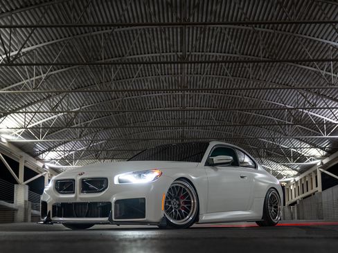 Used 2025 BMW M2 w/ Lighting Package image 9