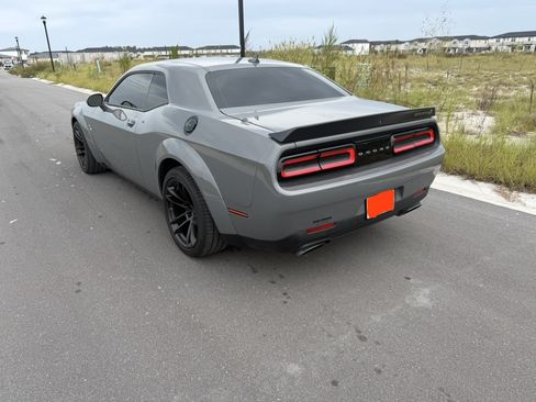 Used 2023 Dodge Challenger R/T Scat Pack image 9