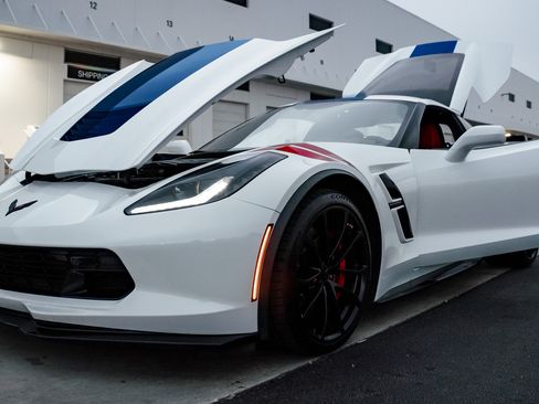 Used 2017 Chevrolet Corvette Grand Sport image 6
