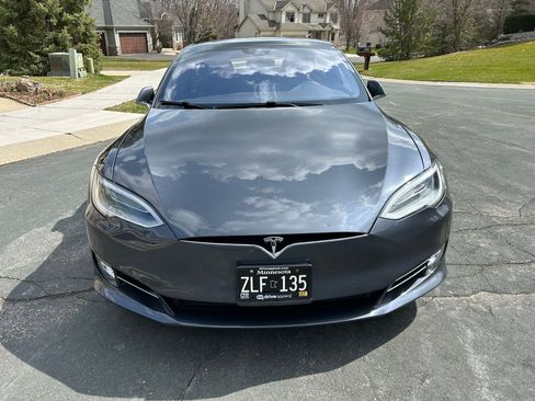 Used 2016 Tesla Model S 90D AWD/4WD image 2