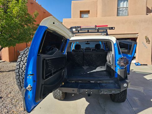 Used 2008 Toyota FJ Cruiser 4WD image 6