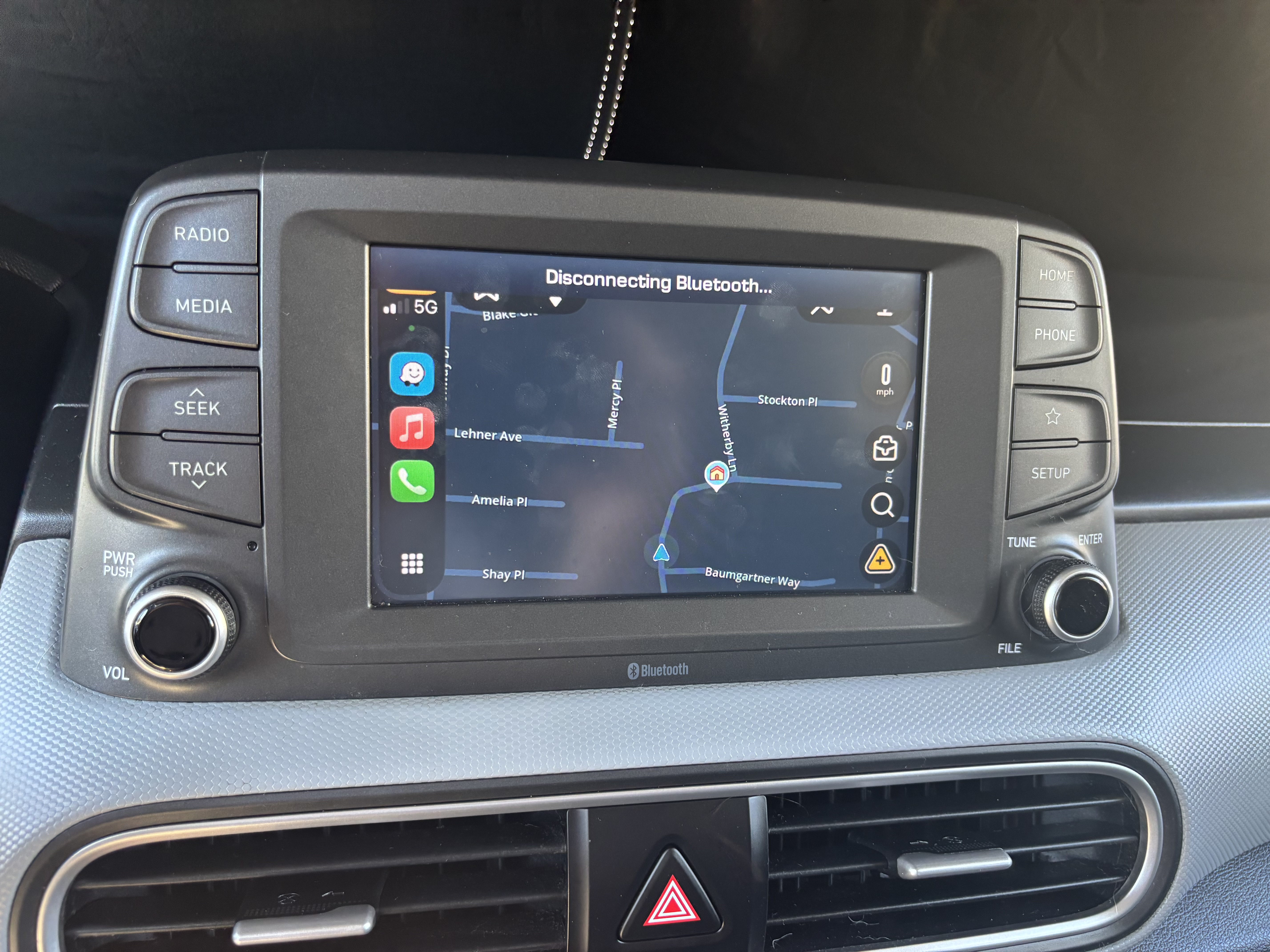 Used 2018 Hyundai Kona SE FWD image 11