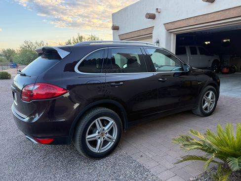 Used 2014 Porsche Cayenne Diesel Platinum Edition AWD/4WD image 4