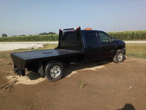 Used 2007 Chevrolet Silverado 2500 W/T w/ LS Package image 4