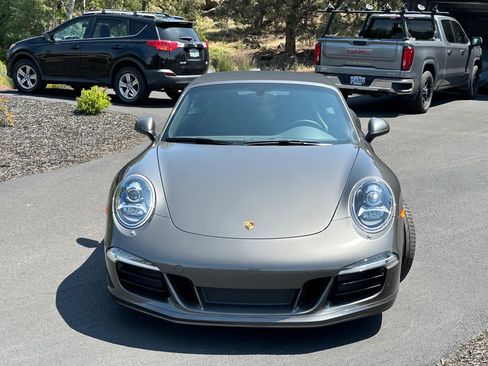 Used 2013 Porsche 911 Carrera 4S AWD/4WD image 2