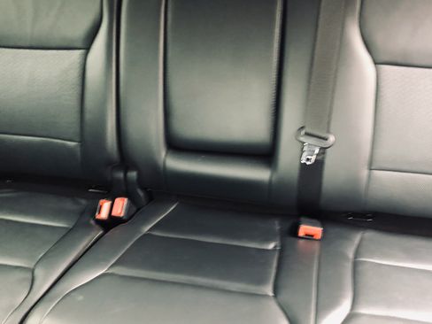 Used 2021 Ford F150 Lariat w/ Equipment Group 502A High image 19