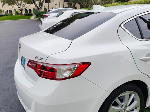 Used 2016 Acura ILX Sedan 4D image 12