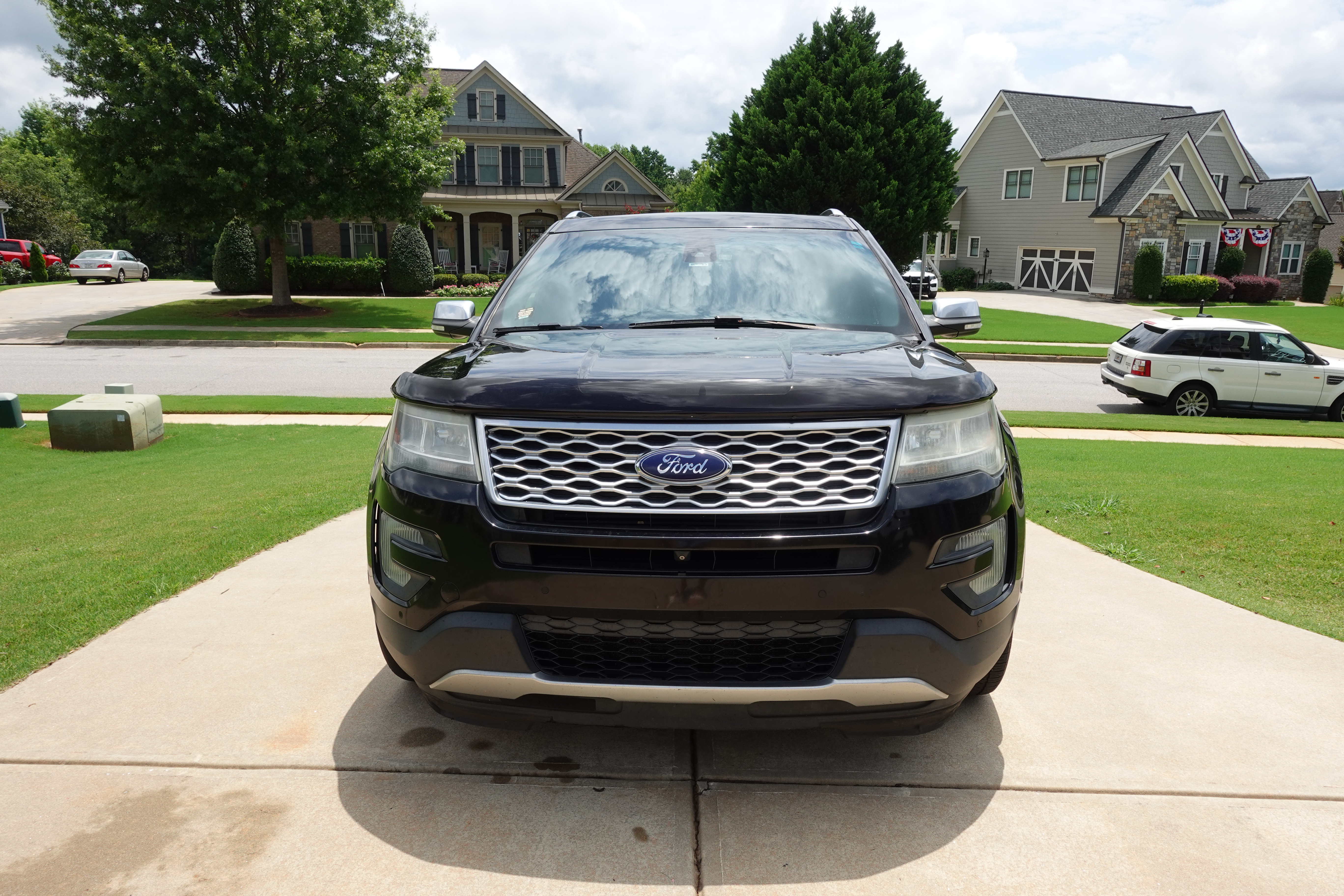 Used 2016 Ford Explorer Platinum AWD/4WD image 8