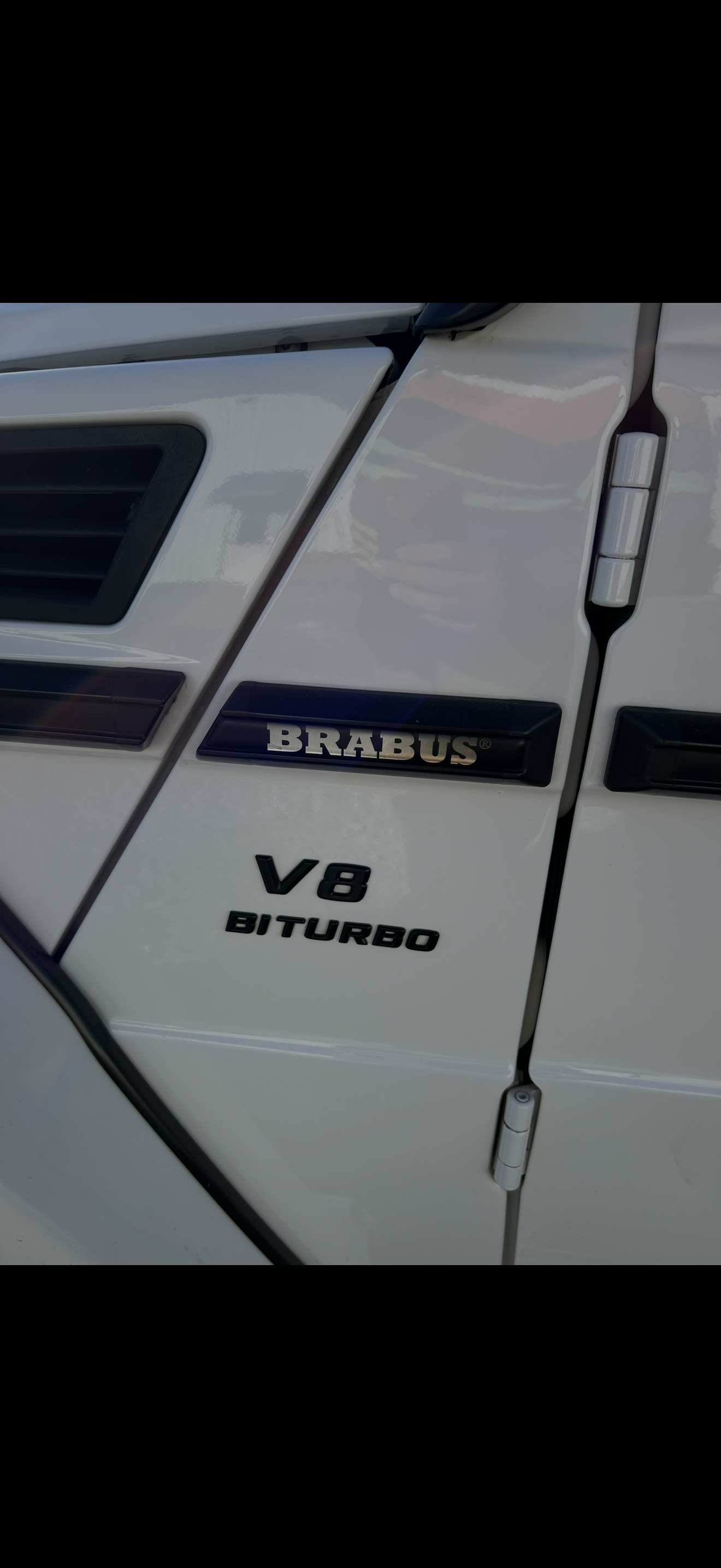 Used 2015 Mercedes-Benz G 63 AMG 4MATIC image 4