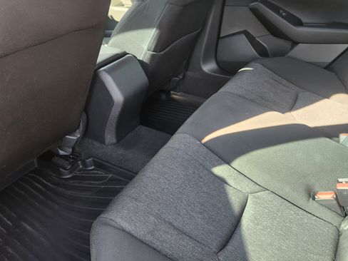 Used 2024 Honda Accord EX image 12