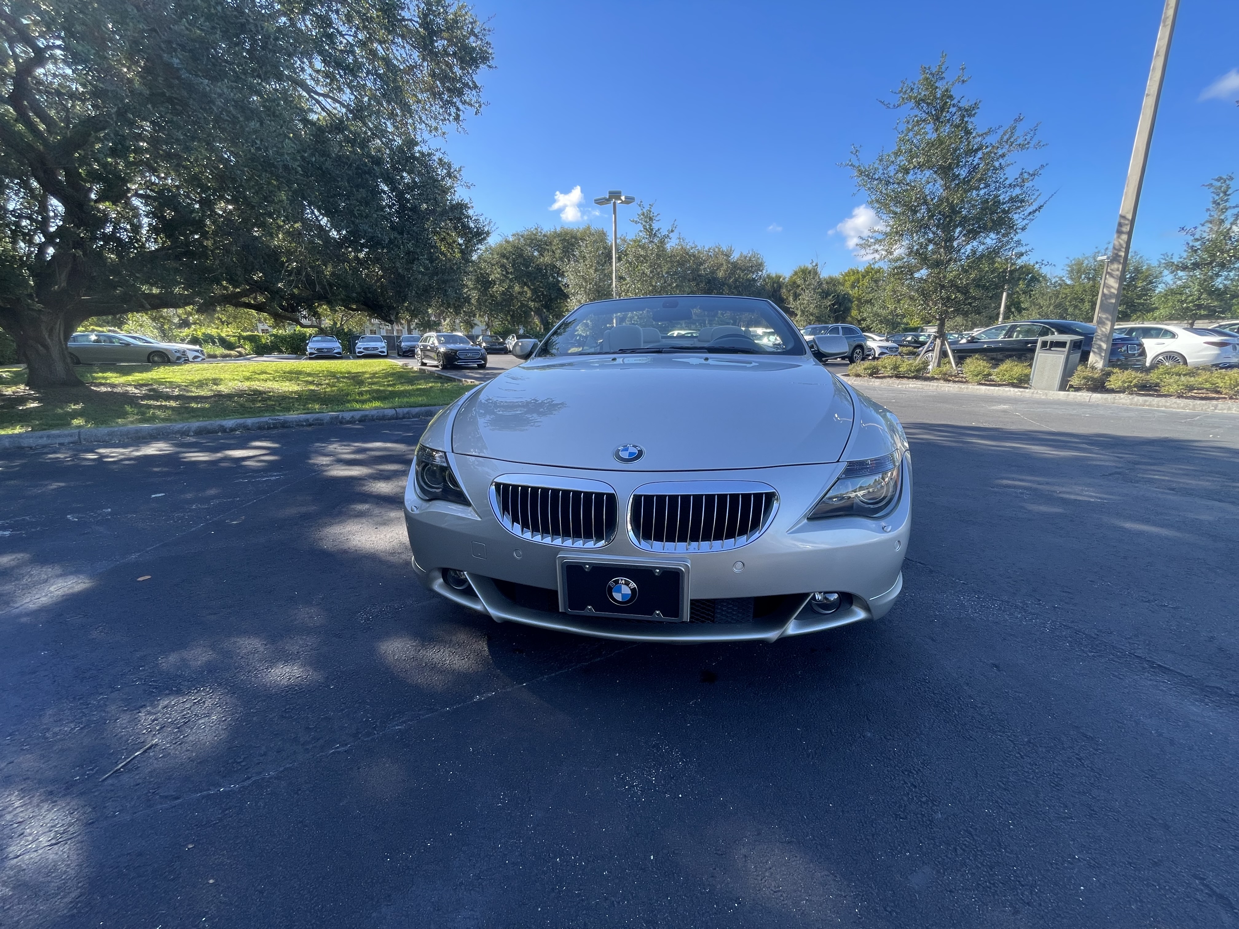 Used 2007 BMW 650i Convertible RWD image 2