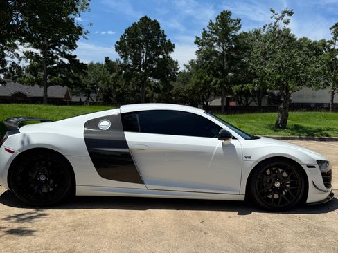 Used 2010 Audi R8 V10 AWD/4WD image 4