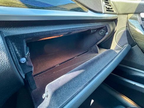 Used 2017 BMW 330i Sedan image 24