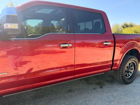 Used 2015 Ford F150 Platinum w/ Equipment Group 701A Luxury AWD/4WD image 6