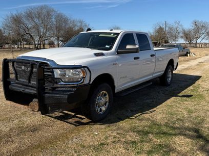 Used 2019 RAM 2500 Tradesman w/ Chrome Appearance Group