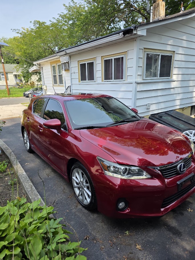 Used 2011 Lexus CT 200h Premium w/ Premium Audio Pkg FWD image 5