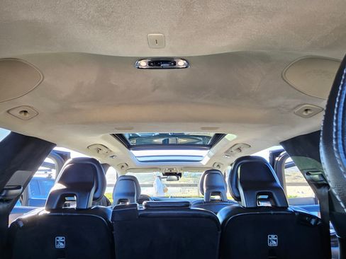 Used 2017 Volvo XC90 T8 Inscription w/ Luxury Package image 21