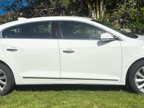 Used 2016 Buick LaCrosse Leather image 4