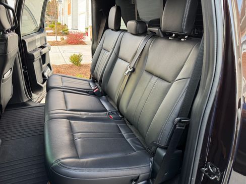 Used 2020 Ford F150 XLT w/ Equipment Group 302A Luxury image 11