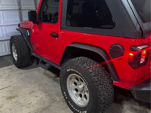 Used 2019 Jeep Wrangler Sport image 8