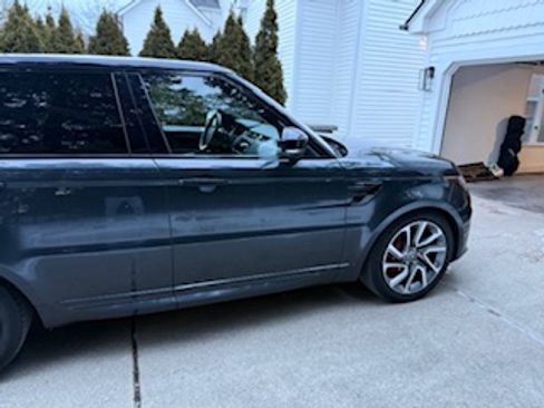 Used 2018 Land Rover Range Rover Sport HSE Dynamic image 11