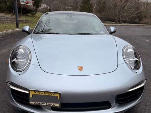 Used 2014 Porsche 911 Carrera 4S image 6
