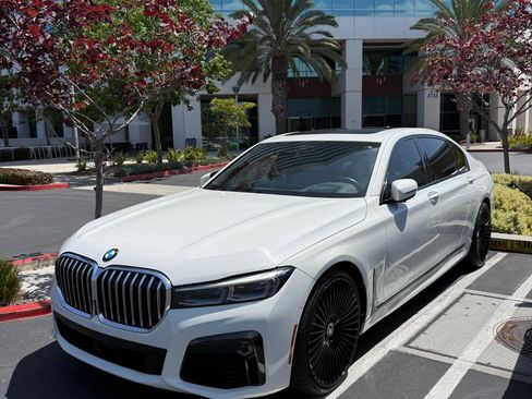 Used 2020 BMW 740i w/ M Sport Package RWD image 1