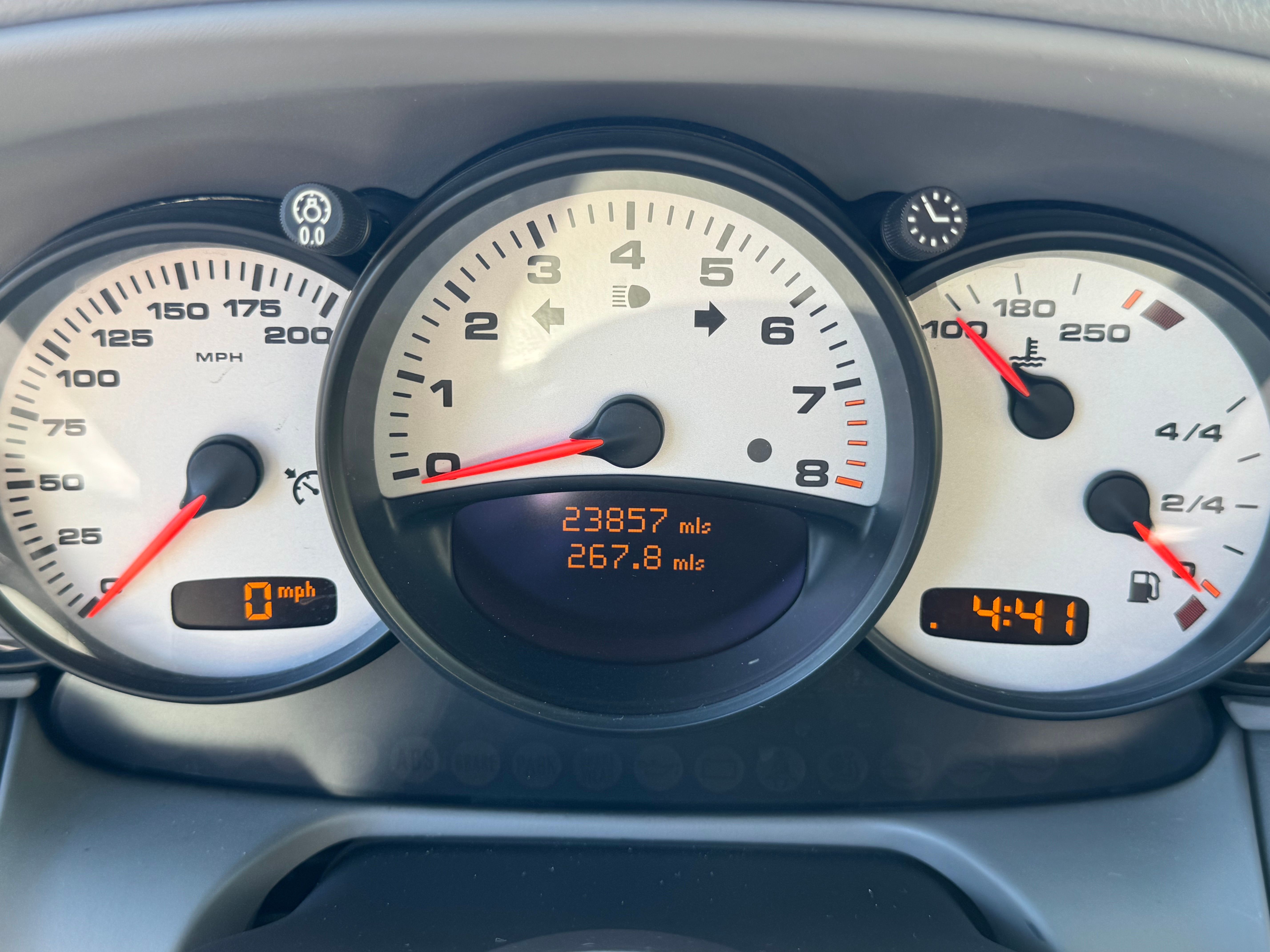 Used 2004 Porsche 911 Cabriolet image 10
