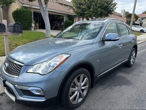 Used 2016 INFINITI QX50 2WD w/ Premium Plus Package image 1