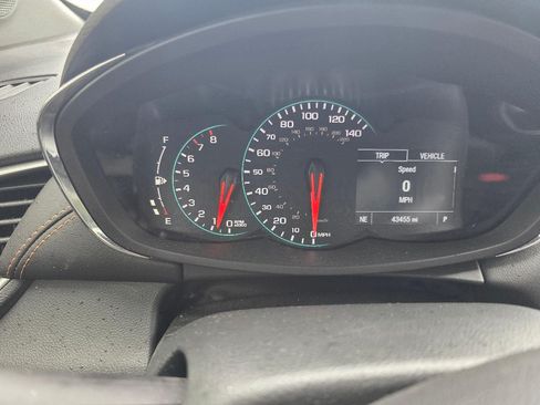 Used 2021 Chevrolet Trax LT w/ Driver Confidence Package image 15