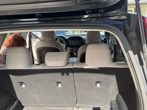 Used 2020 Kia Soul LX FWD image 9