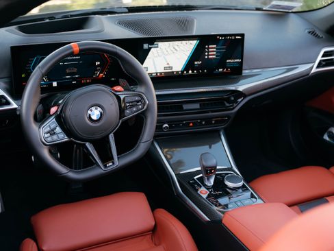 Used 2025 BMW M4 xDrive Competition w/ Executive Package image 8