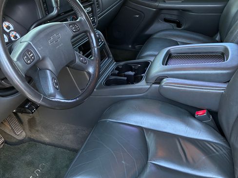 Used 2003 Chevrolet Silverado 1500 SS image 15