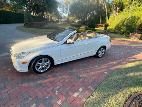 Used 2011 Mercedes-Benz E 350 Cabriolet image 21