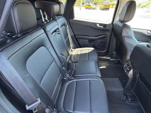 Used 2022 Ford Escape SEL AWD/4WD image 18