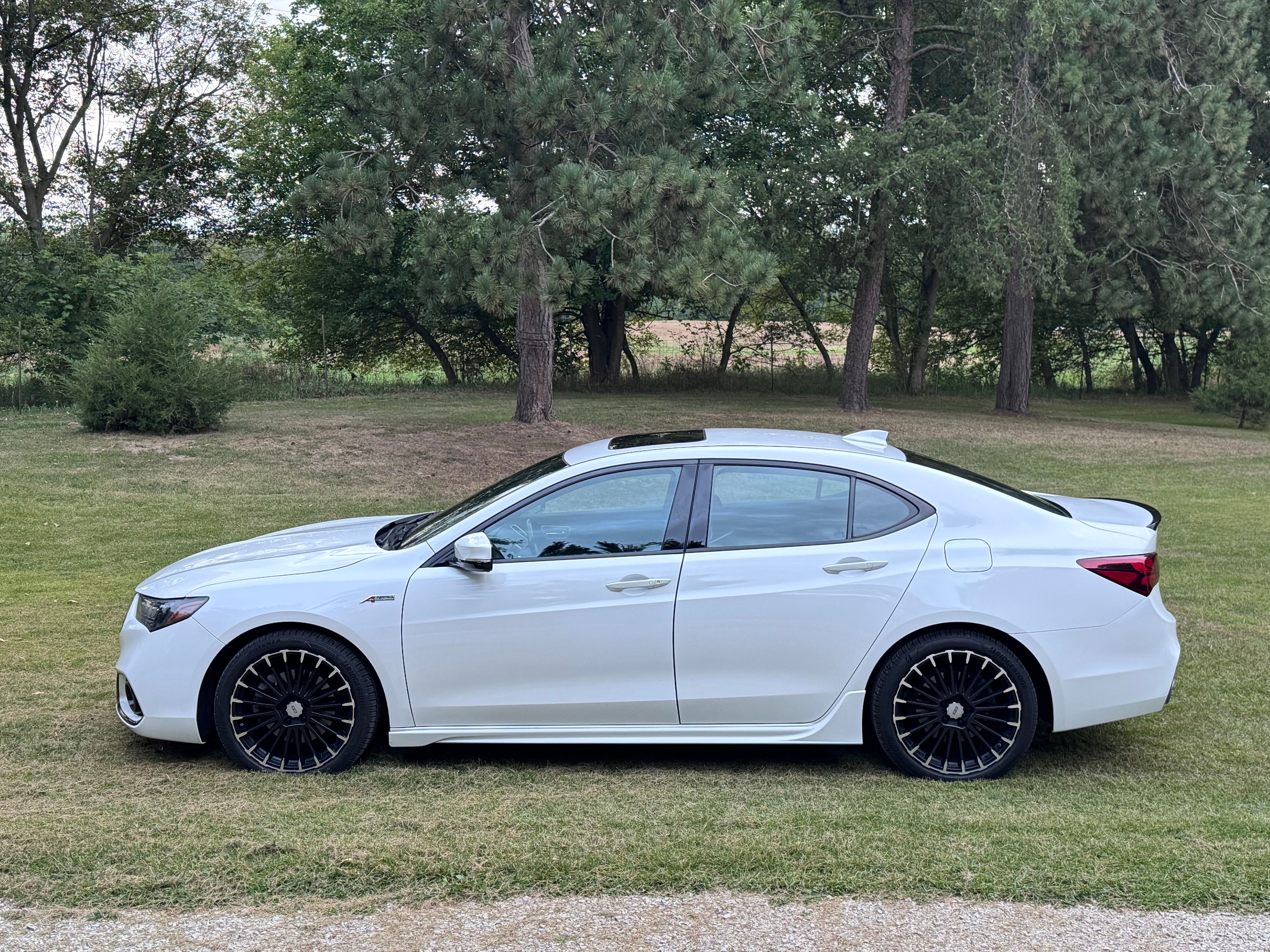 Used 2020 Acura TLX w/ A-SPEC Package FWD image 5