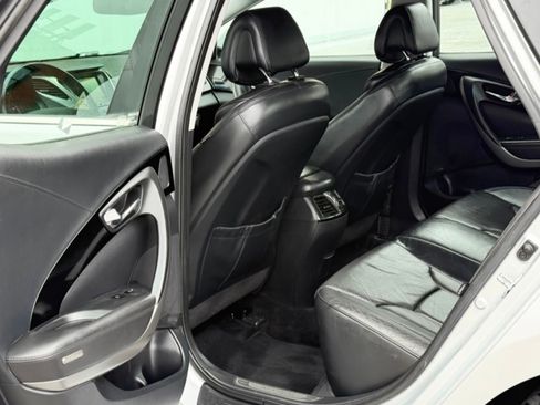 Used 2012 Hyundai Azera FWD image 26
