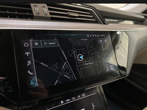 Used 2022 Audi e-tron Premium image 14